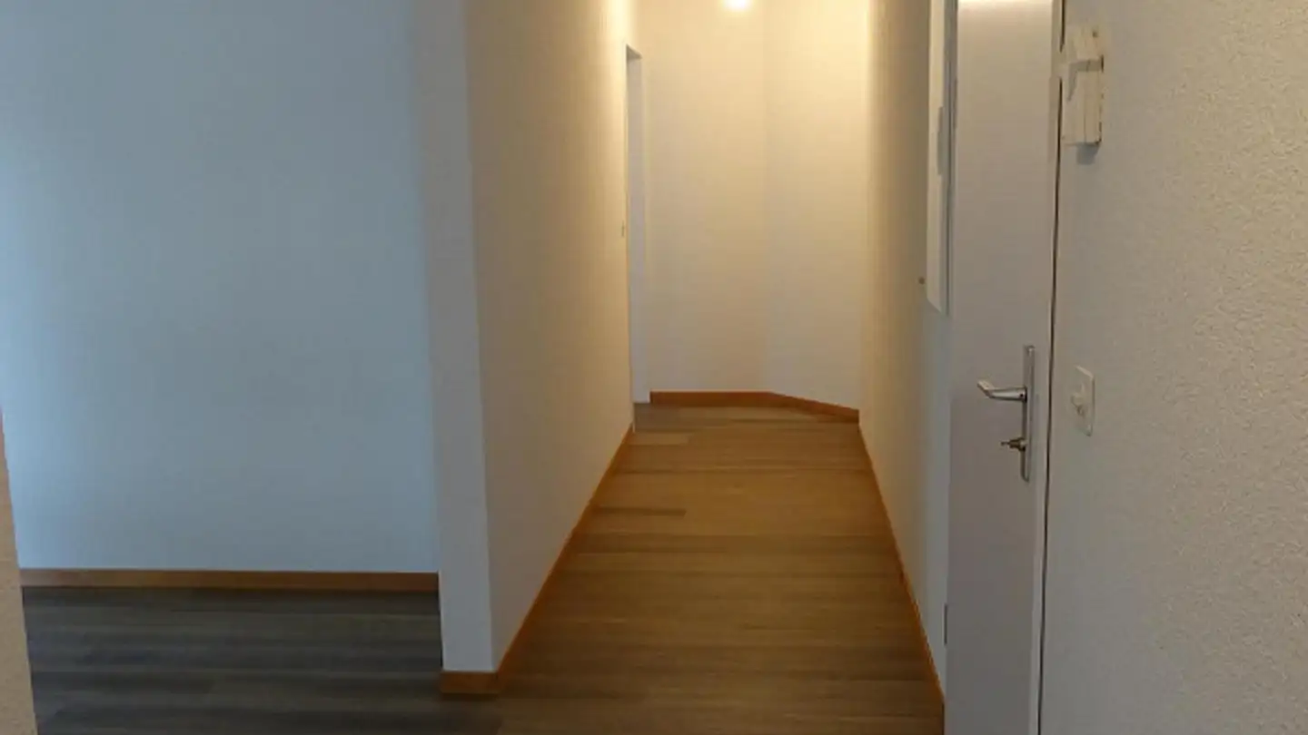 Wohnung mieten - Stockhornstrasse 49, 3700 Spiez - Foto 2