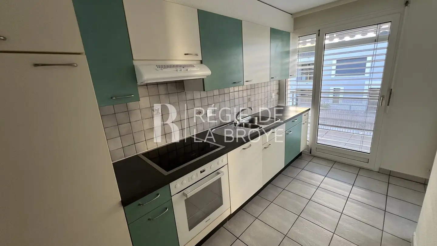 Apartment for rent - Chemin Du Castel, 1482 Cugy FR - Photo 4