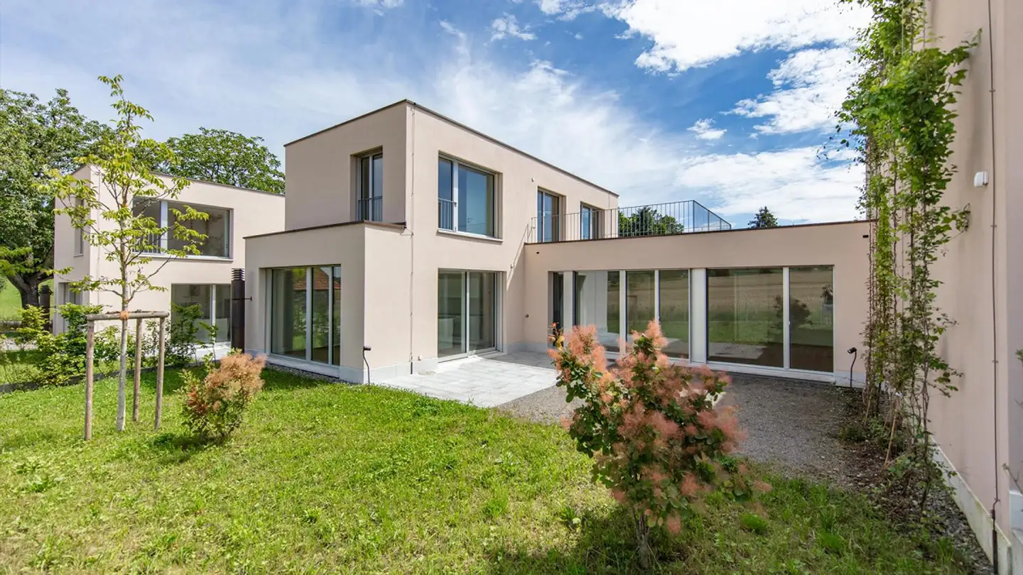Single house for sale - 5643 Sins