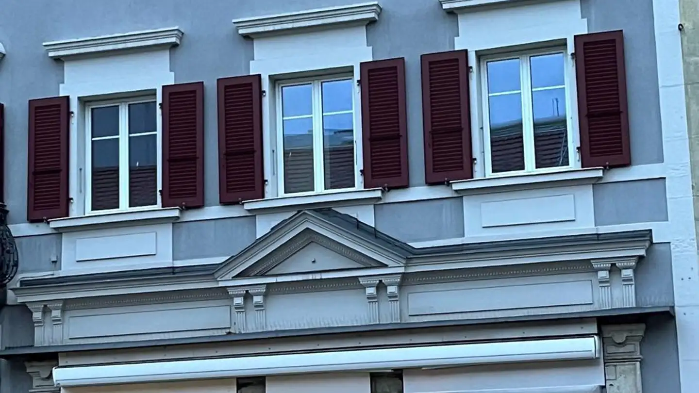 Commercial à louer - Avenue Léopold-Robert 37, 2300 La Chaux-de-Fonds - Photo 2