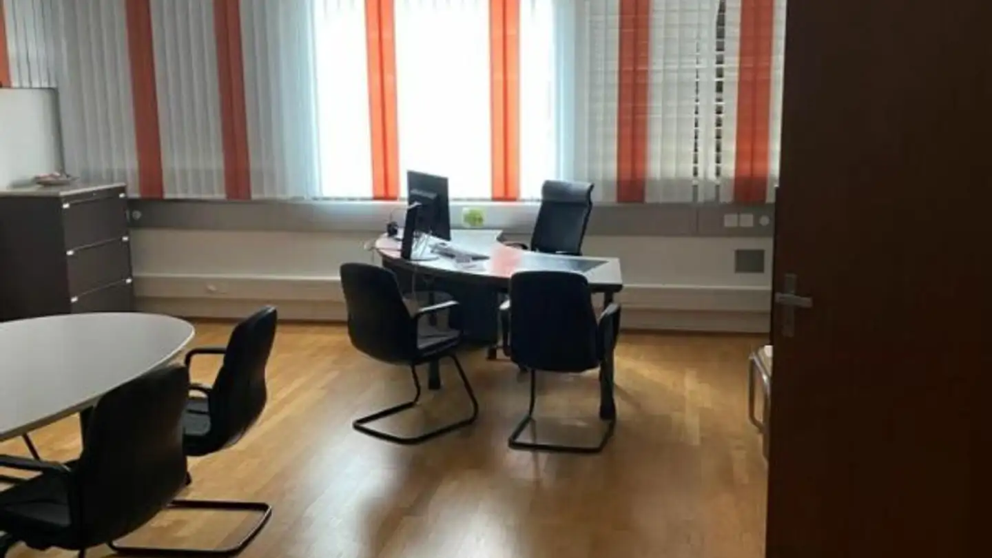 Advertising space for sale - Grand'Rue 6, 2034 Peseux - Photo 2