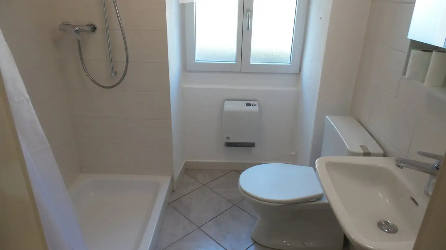 Apartment for rent - Via della Stazione 13, 6780 Airolo - Photo 4