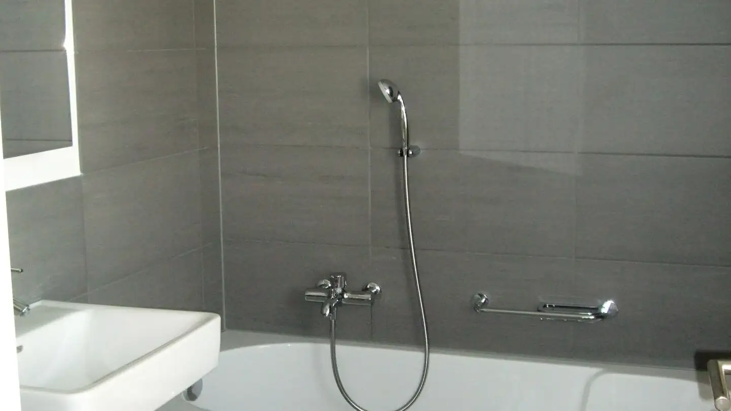 Maison jumelle à louer - Alte Zofingerstrasse, 4663 Aarburg - Photo 4