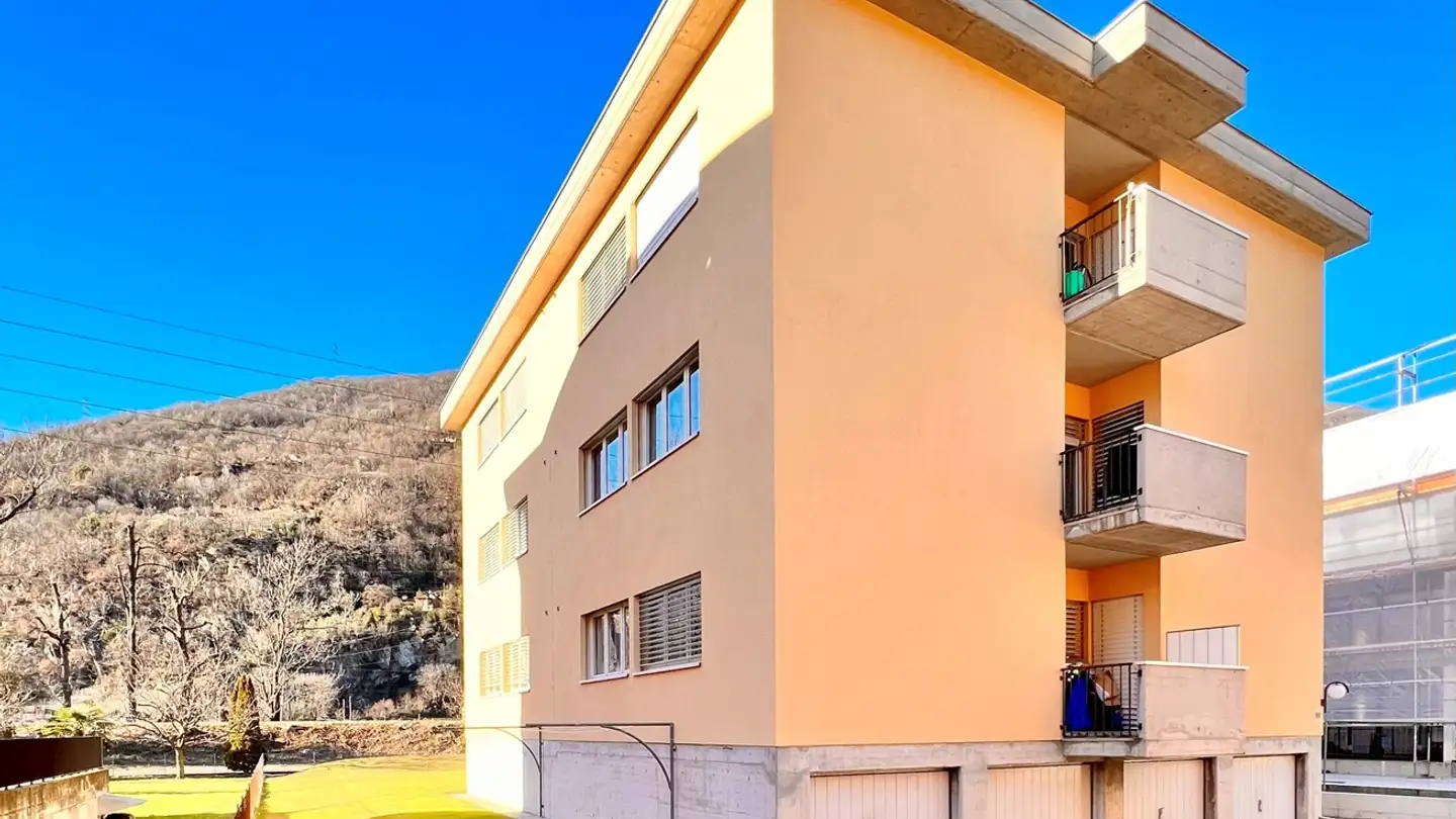 Mischgenutztes Gebäude kaufen - 6500 Bellinzona