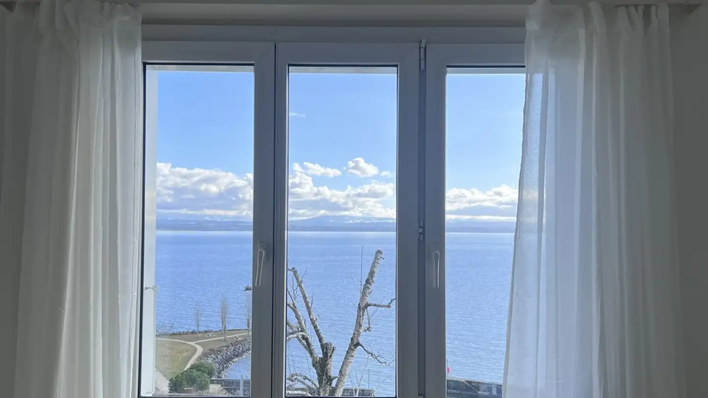 Chambre à louer - 2000 Neuchâtel - Photo 3