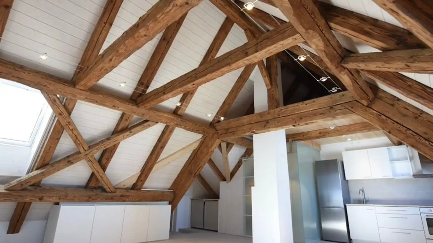 Dachgeschosswohnung mieten - Längenweg 2, 3647 Reutigen