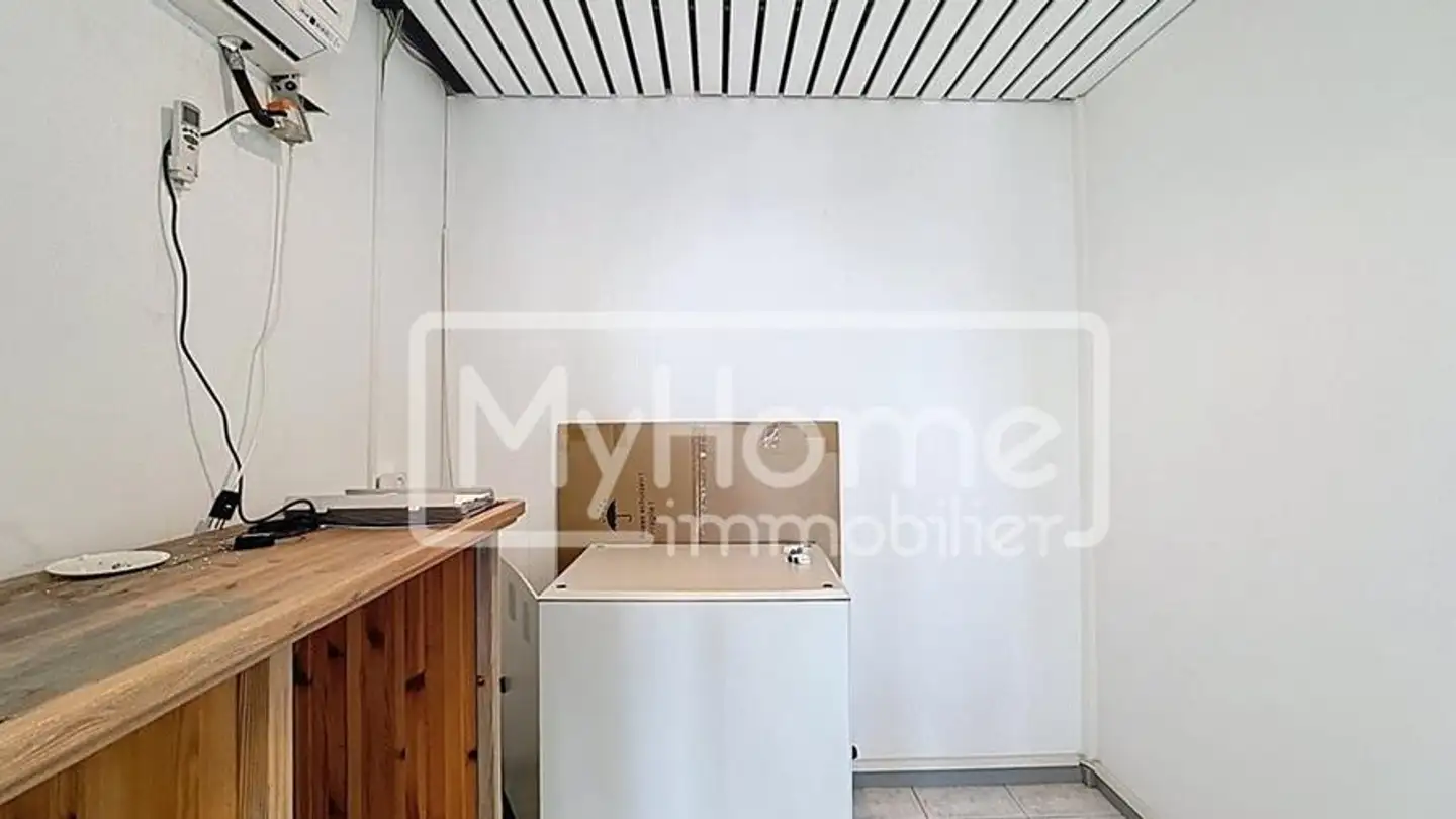 Mixed-use building for rent - Route De Denges 28g, 1027 Lonay