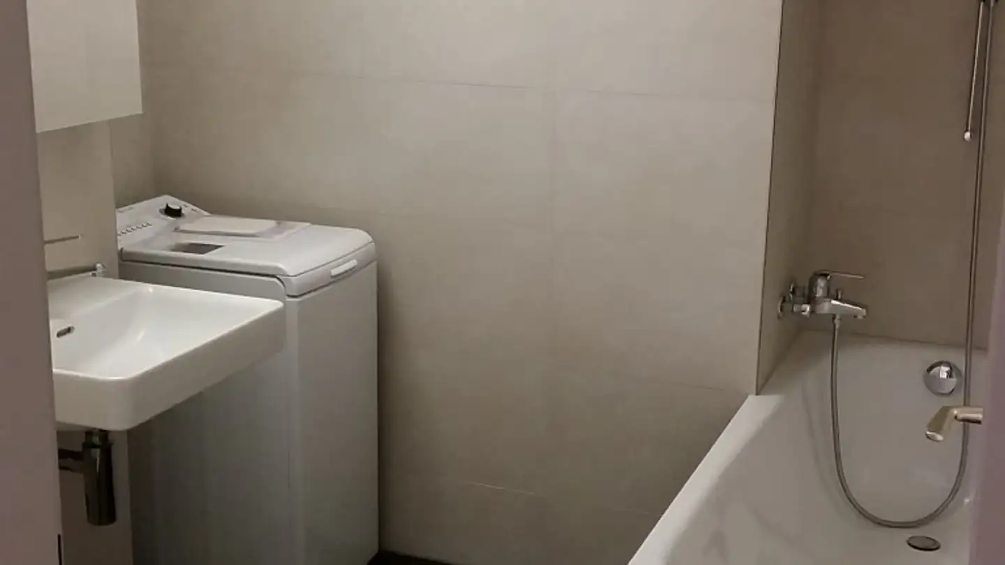 Apartment for rent - Fronalpstrasse 14, 8752 Näfels - Photo 4