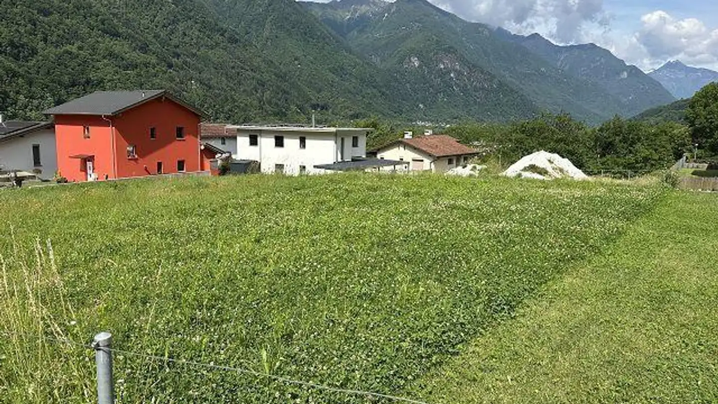 Terrain constructible à vendre - 6672 Gordevio