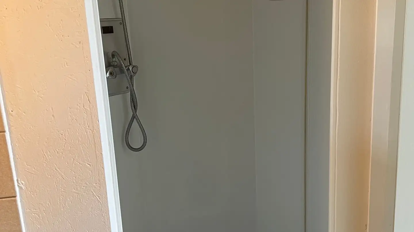 Appartamento in affitto - Mont-Des-Verrières, 2126 Les Verrières - Photo 3