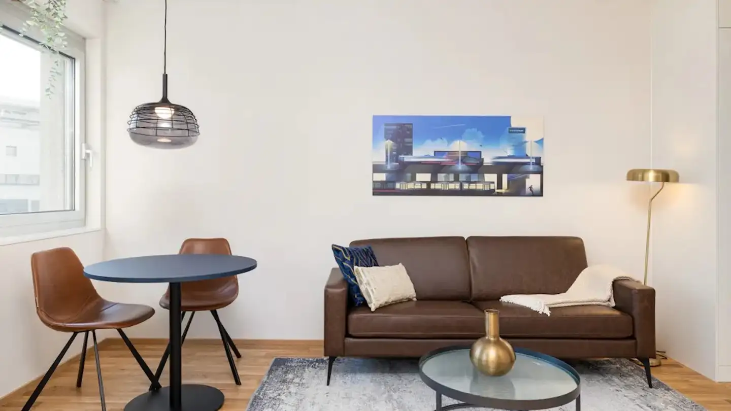 Appartement à louer - Mürtschenstrasse, 8048 Zürich