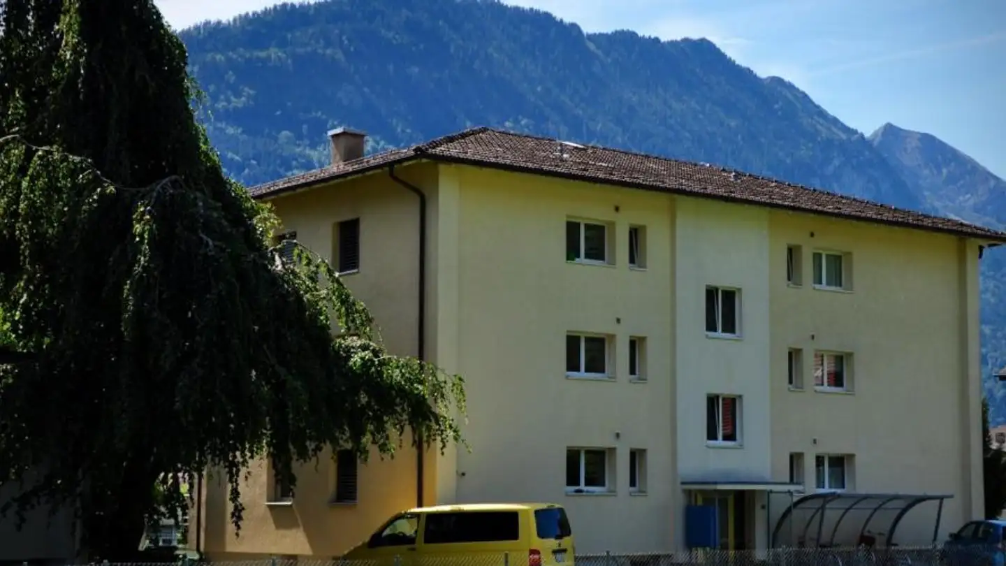 Single garage for rent - Mittlere Strasse 3, 3800 Unterseen