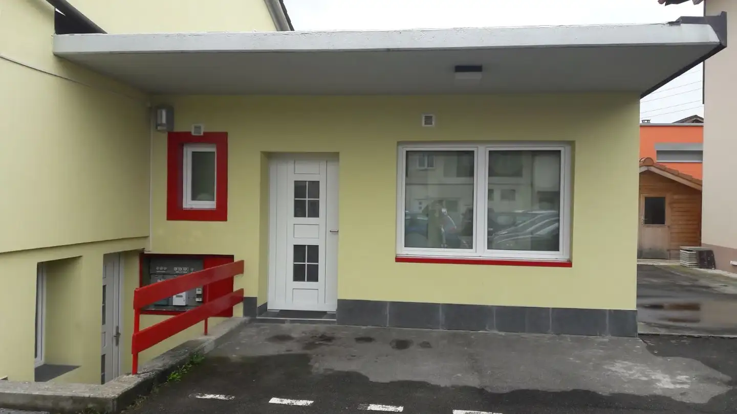 Studio à louer - Jungfraustrasse 27, 3661 Uetendorf