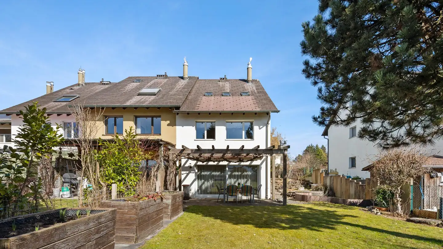 Stepped house for sale - Zelgstrasse 31, 8610 Uster