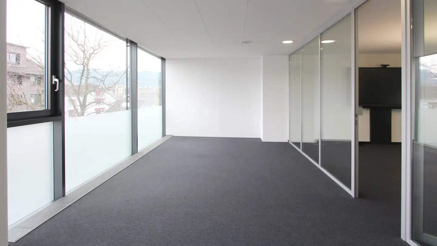 Bürofläche mieten - Zugerstrasse, 6314 Unterägeri