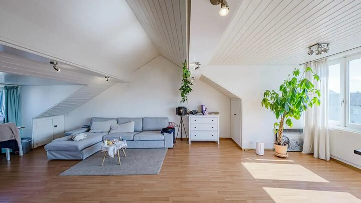 Residential building for sale - 4058 Basel - Photo 2