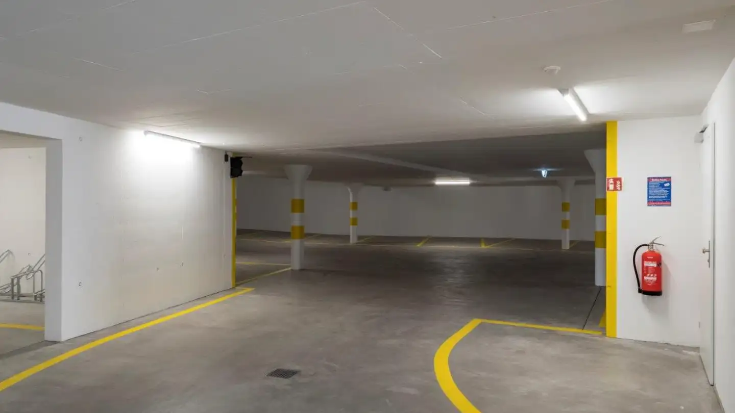 Underground parking space for rent - Kalchtarenstrasse 11, 8912 Obfelden - Photo 3