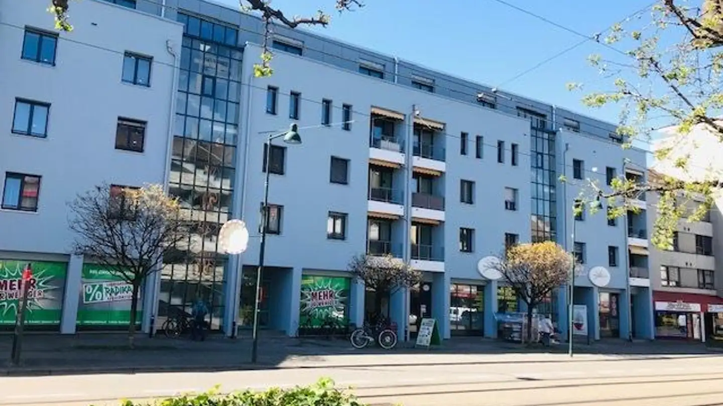 Place de parking souterraine à louer - Hauptstrasse, 4127 Birsfelden