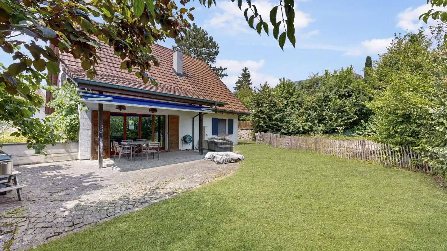 Single house for sale - Löliring 33, 4105 Biel-Benken BL