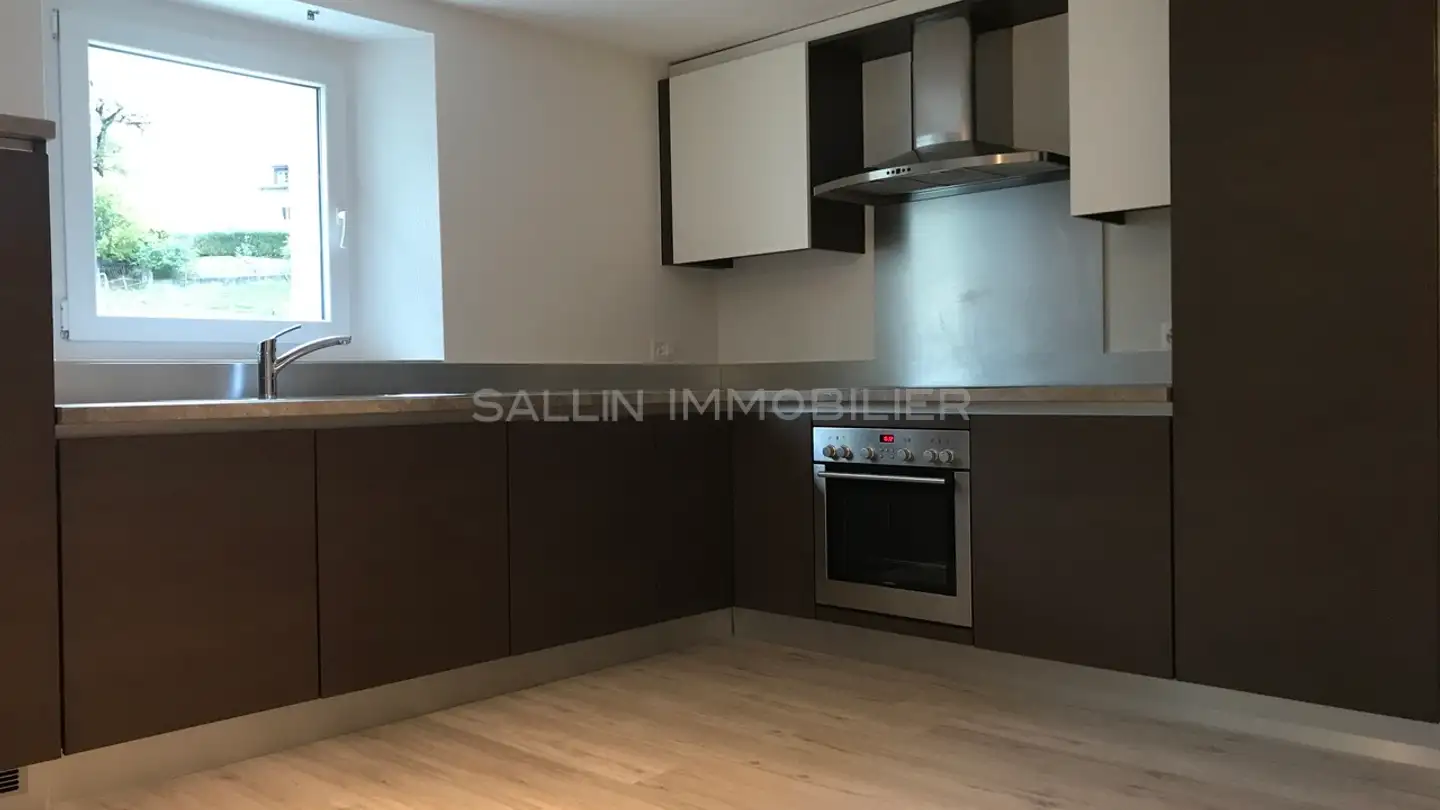 Appartamento in affitto - Chemin De La Colline, 1635 La Tour-de-Trême - Photo 4