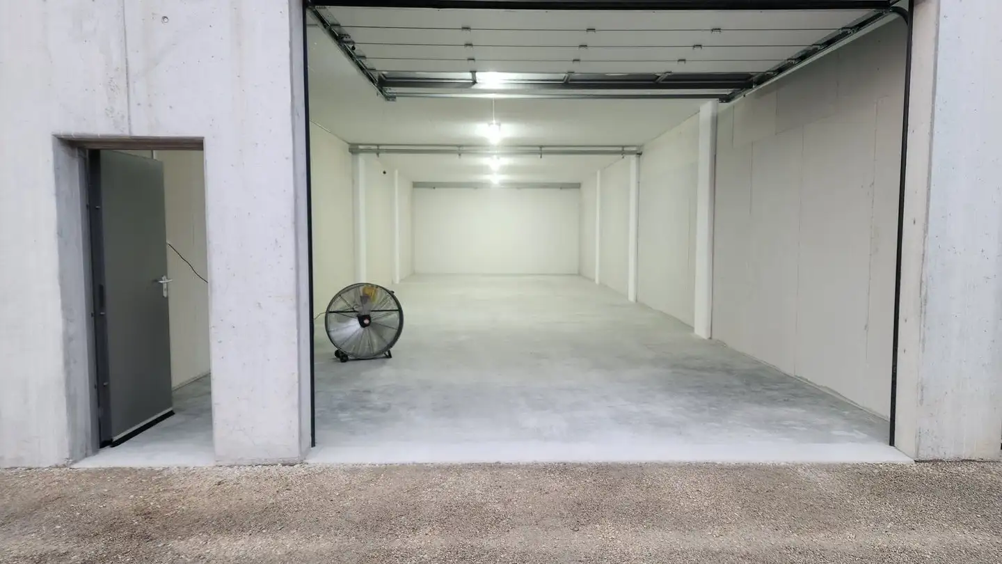Storage space for rent - Hauptstrasse, 2554 Meinisberg