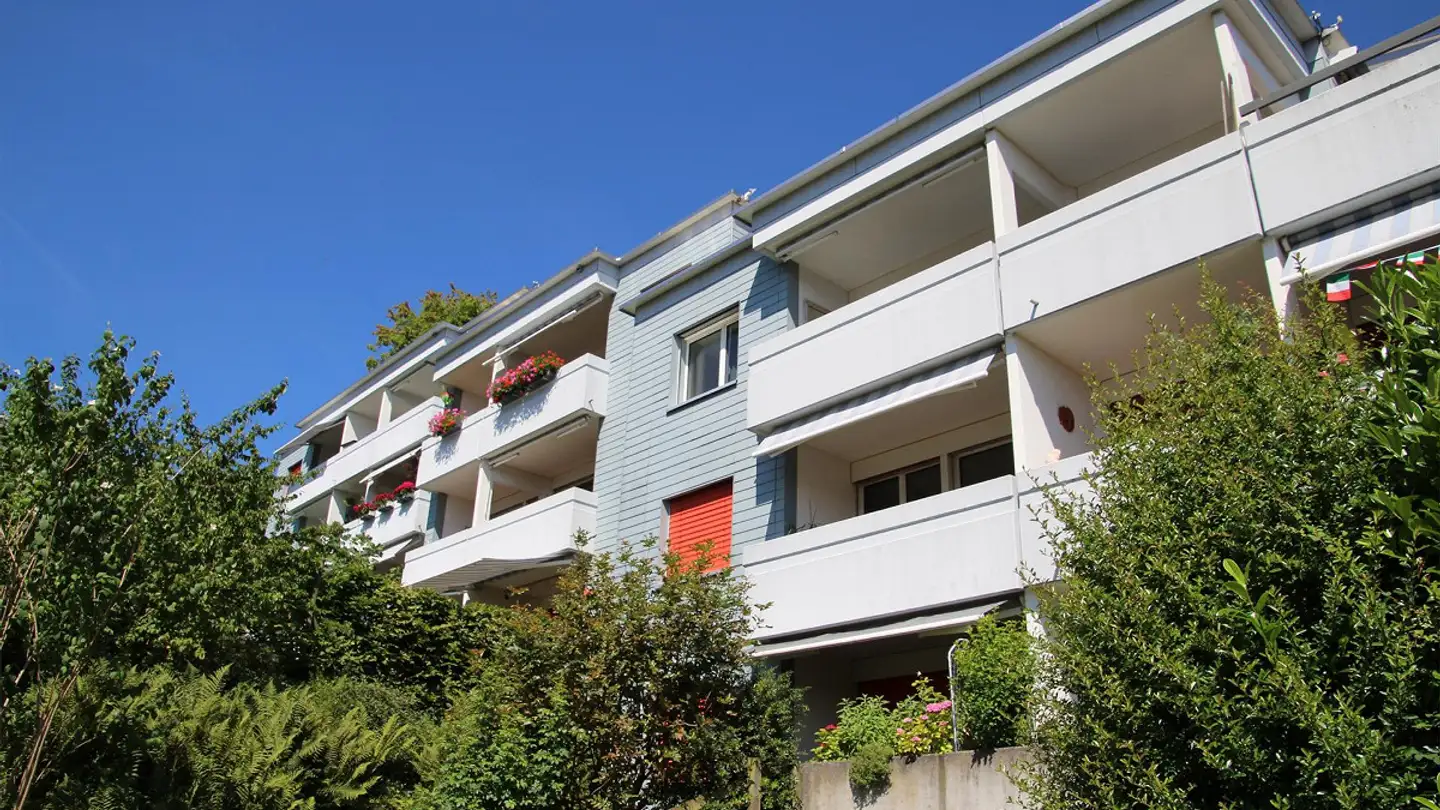 Tiefgaragenstellplatz mieten - Hernerholzgasse 26, 8810 Horgen