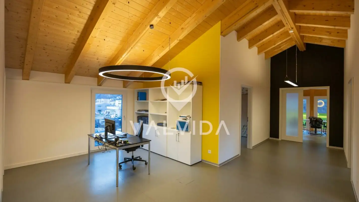 Office space for rent - Kantonsstrasse 73a, 3930 Visp - Photo 2