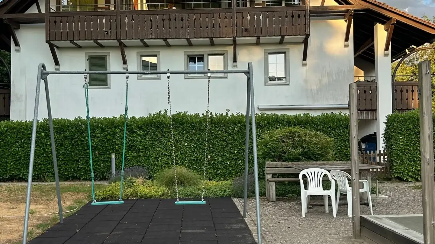 Wohnung mieten - Dorfstrasse 22, 8165 Oberweningen - Foto 2
