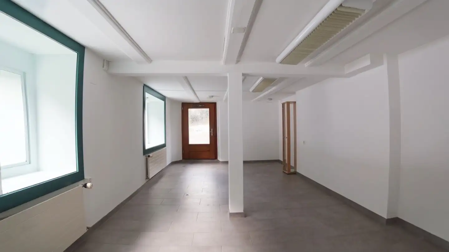 Commercial for rent - Unterwiggen 8, 6192 Wiggen
