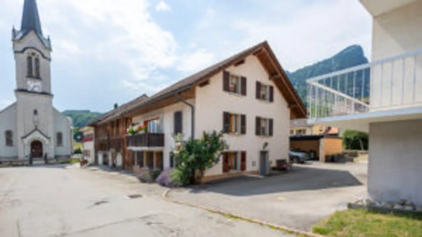 Immeuble résidentiel à vendre - 1669 Albeuve