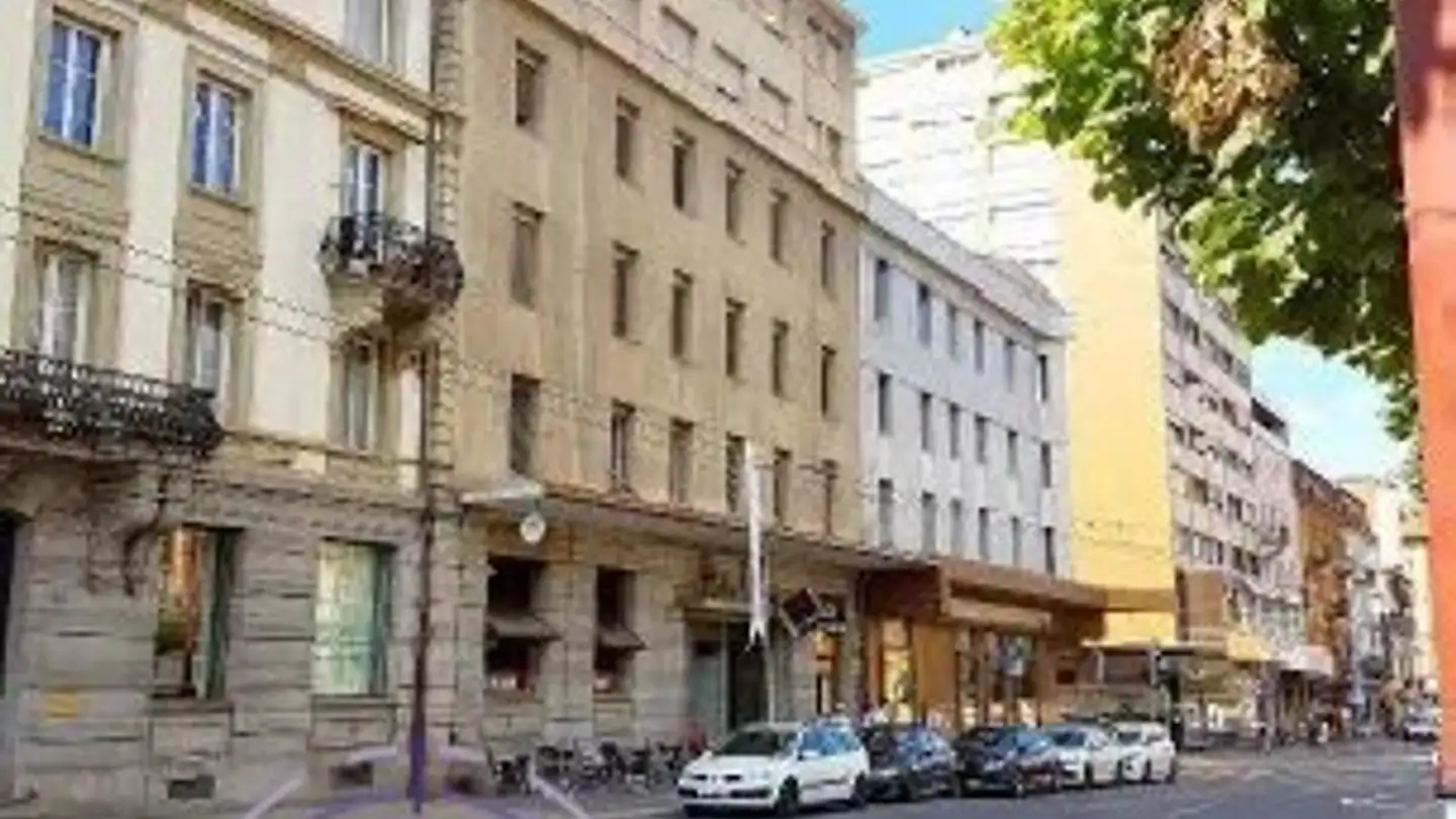 Mixed-use building for sale - 2300 La Chaux-de-Fonds