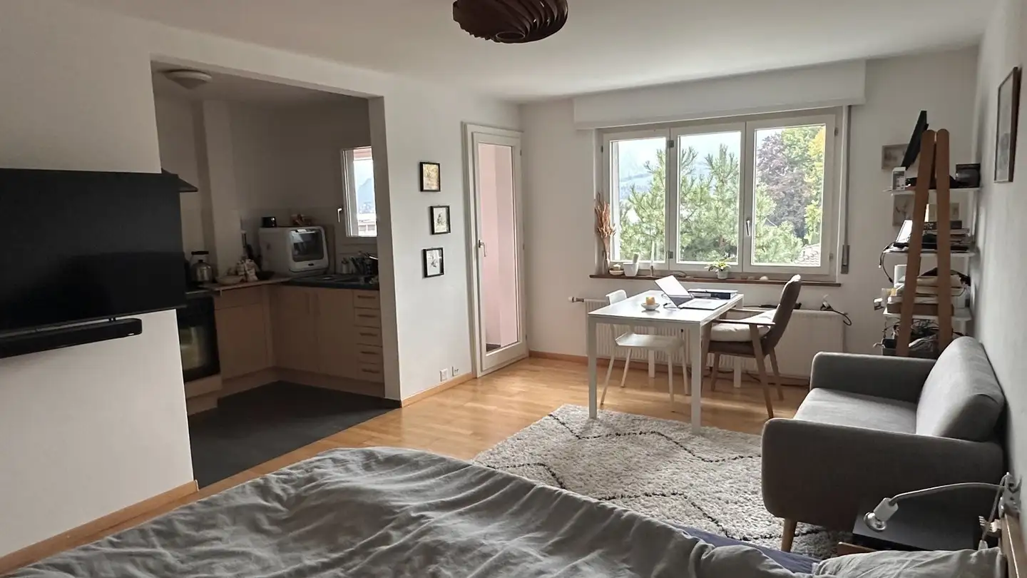 Wohnung mieten - Staatsstrasse, 3626 Hünibach