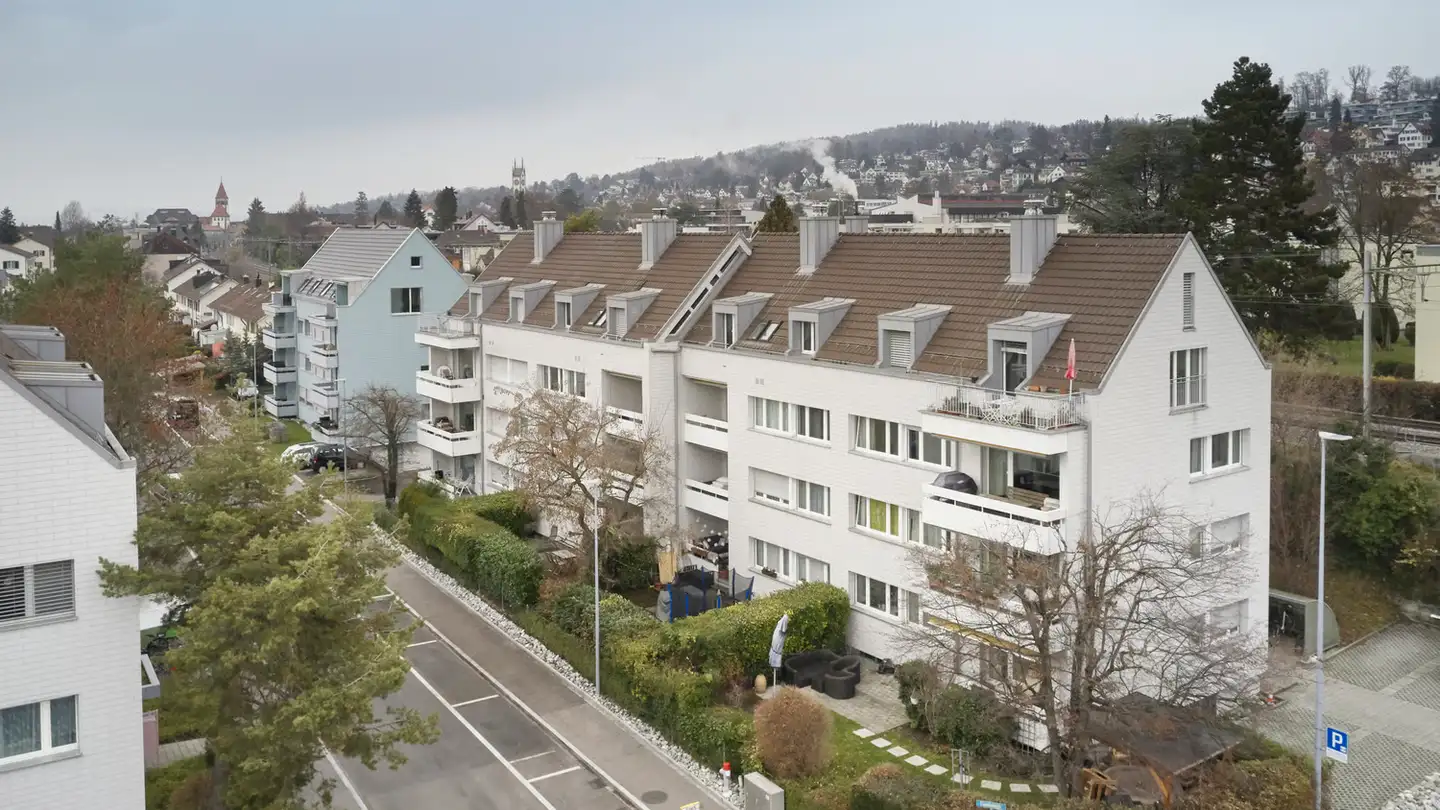 Appartement à louer - Eigenheimstrasse 45, 8700 Küsnacht ZH - Photo 2