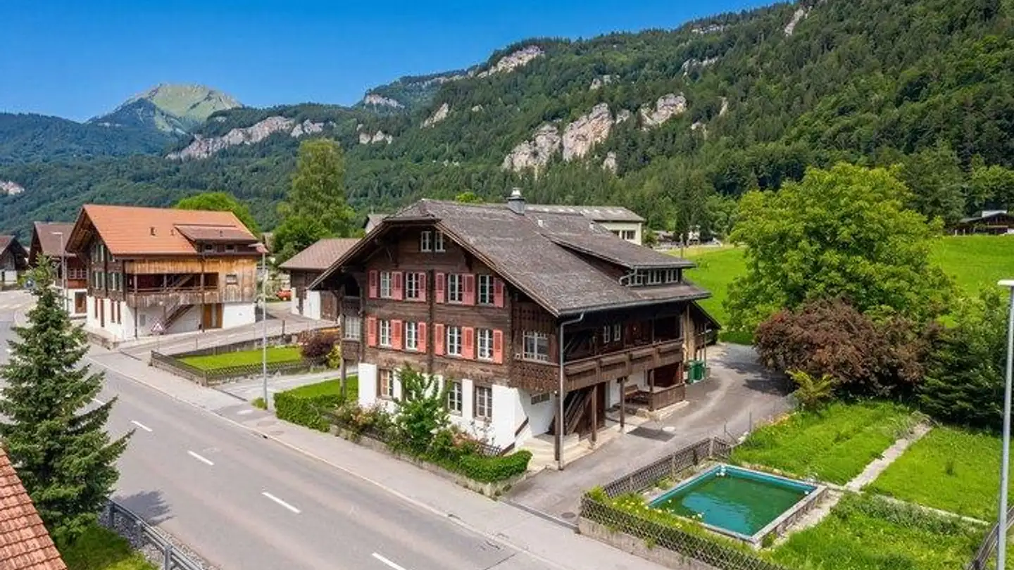 Mehrfamilienhaus kaufen - 3860 Meiringen