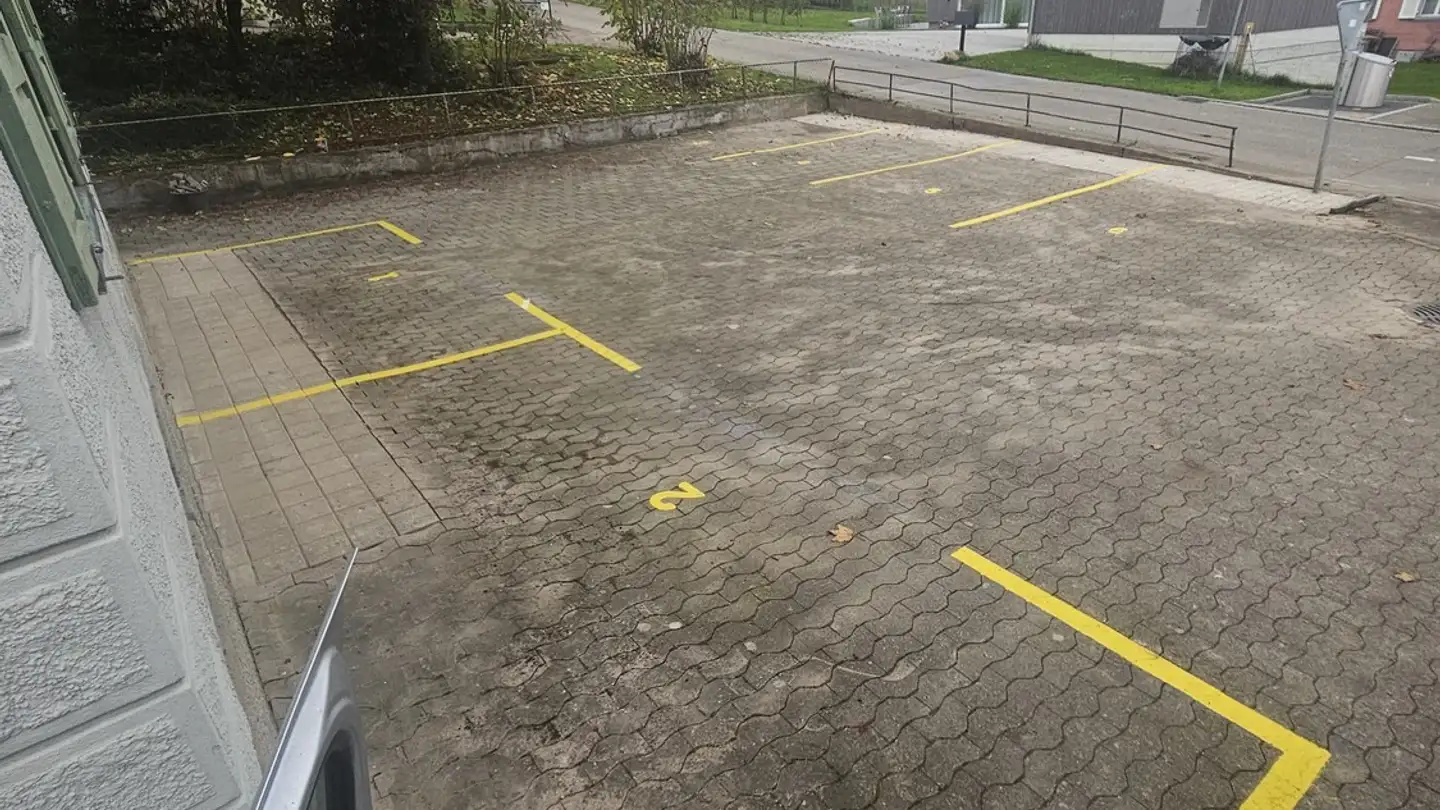 Parkplatz im Freien mieten - Wilenstrasse 1, 9306 Freidorf TG