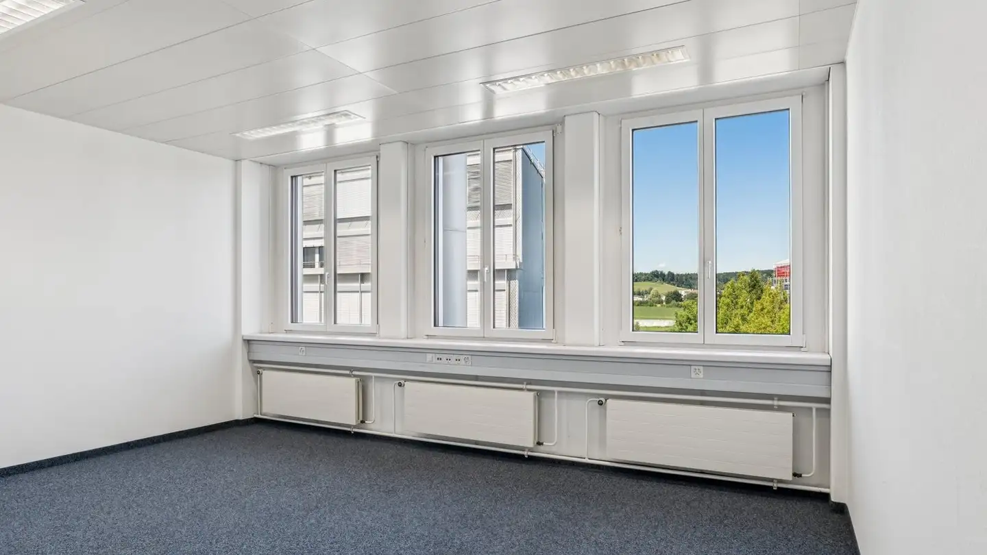 Bürofläche mieten - Wiesenstrasse 5, 8603 Schwerzenbach - Foto 4