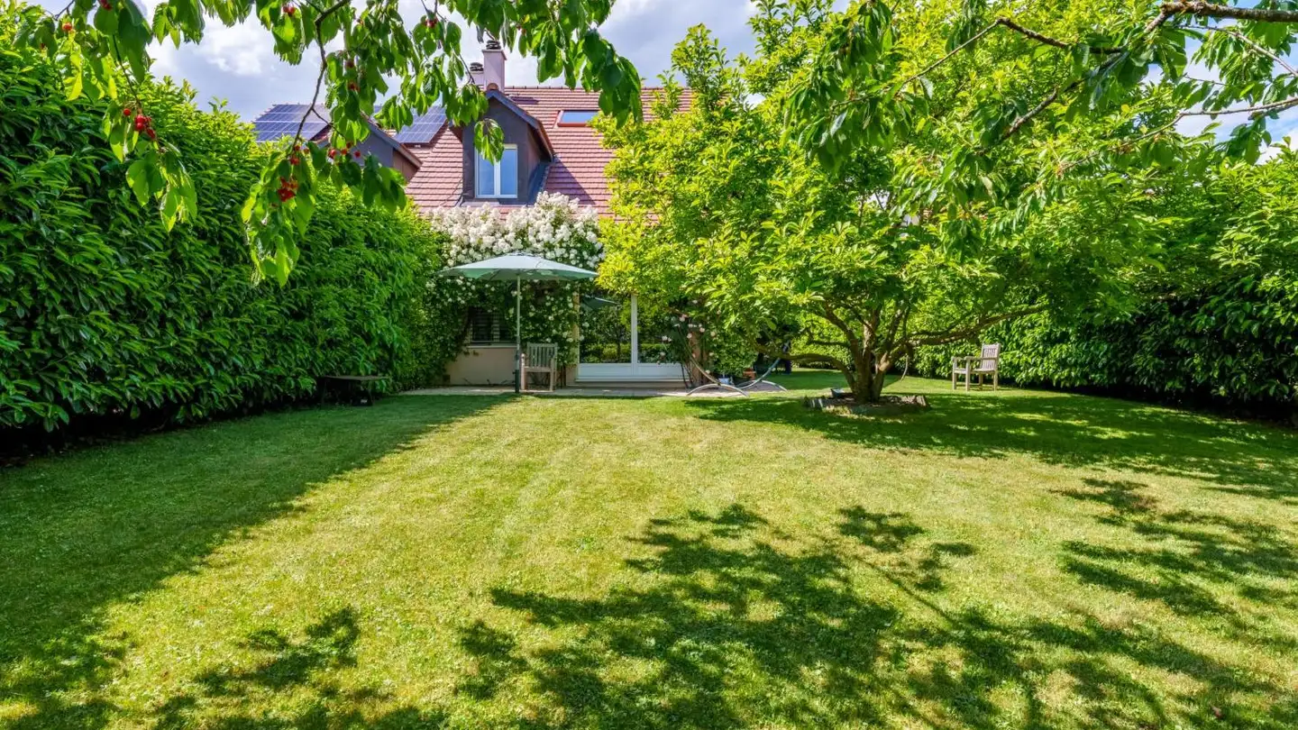 Row house for sale - 1270 Trélex