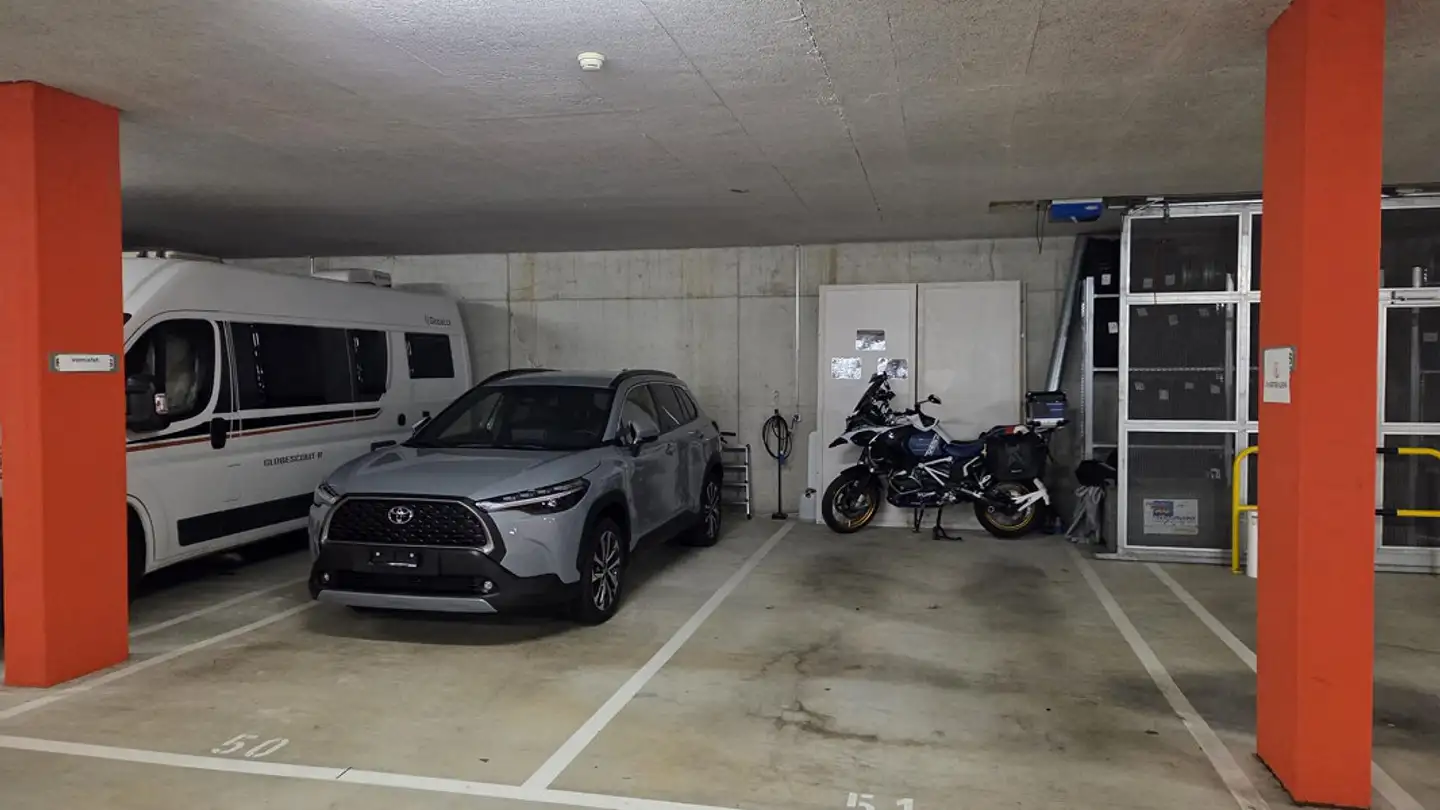 Tiefgaragenstellplatz mieten - Aawasserstrasse 2, 6370 Oberdorf NW - Foto 2