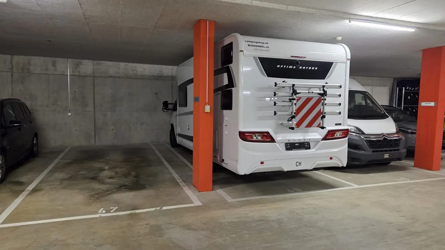 Tiefgaragenstellplatz mieten - Aawasserstrasse 2, 6370 Oberdorf NW - Foto 3