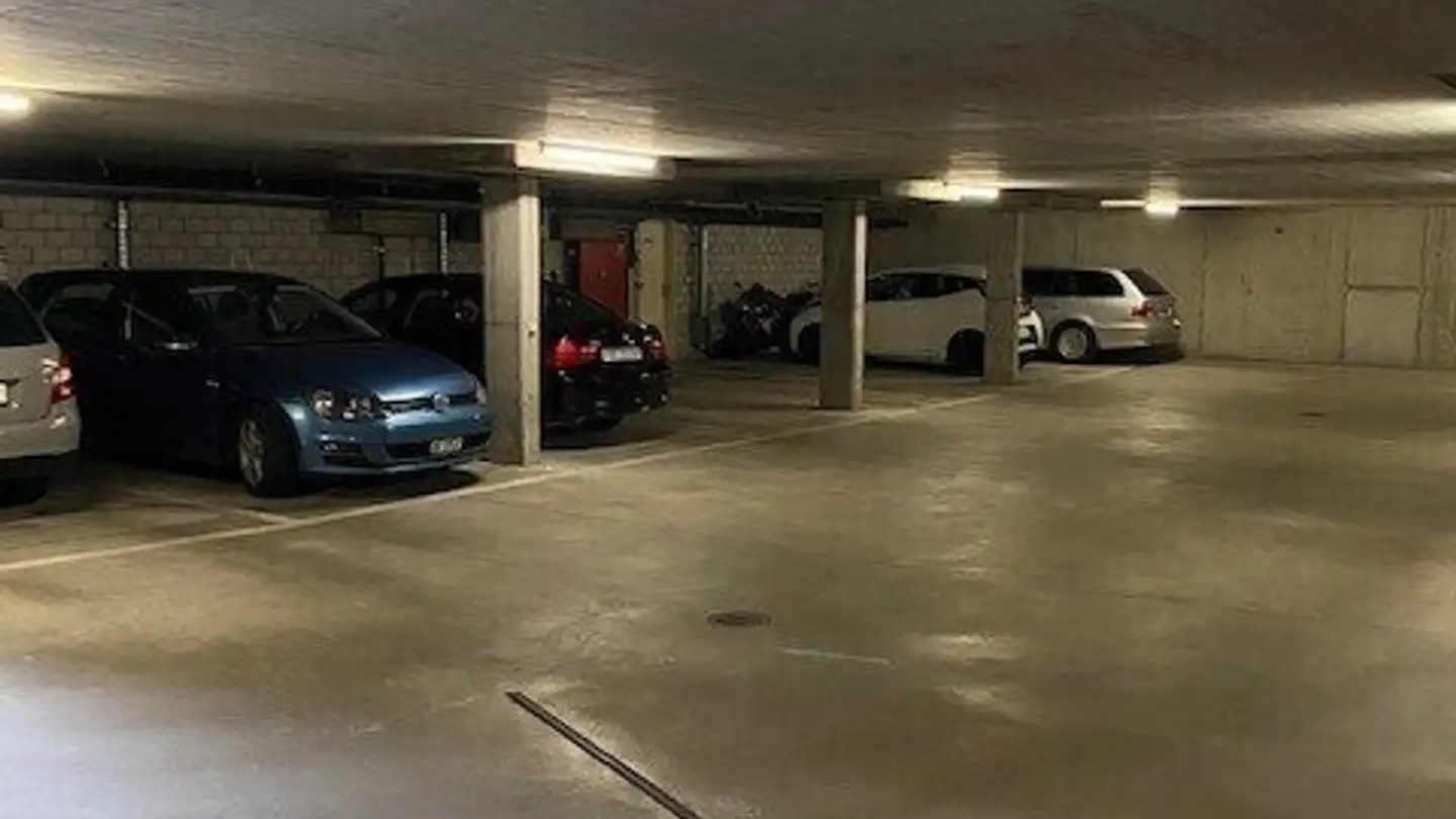 Parcheggio sotterraneo in affitto - Im Esterli, 4125 Riehen - Photo 3