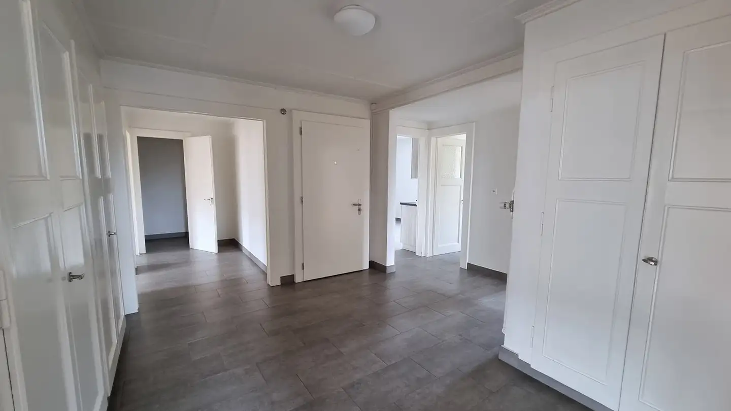 Apartment for rent - Rue Edouard-Dubied 6, 2108 Couvet - Photo 3