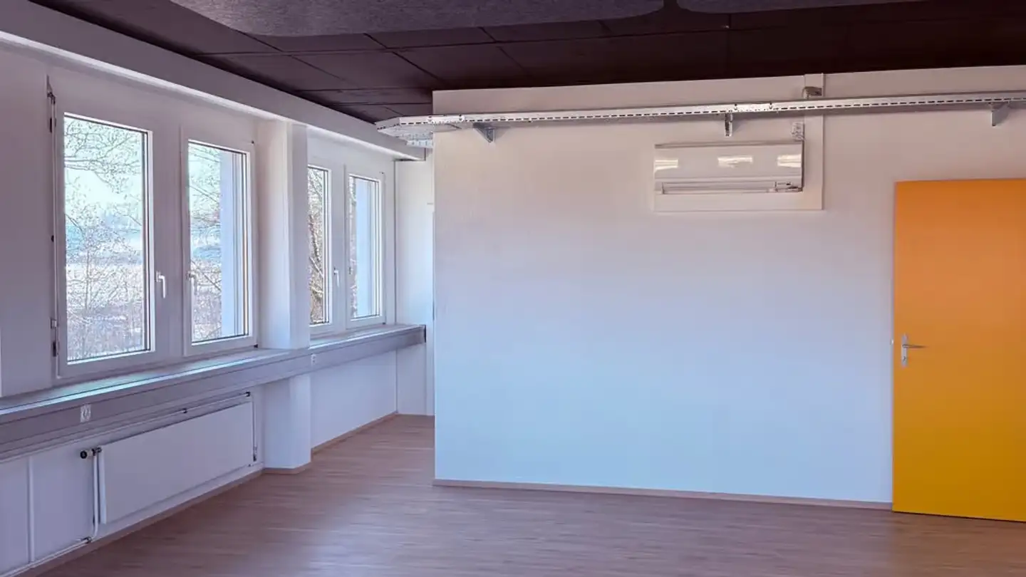 Spazio ufficio in affitto - Mettlenbachstrasse 29, 8617 Mönchaltorf - Foto 2