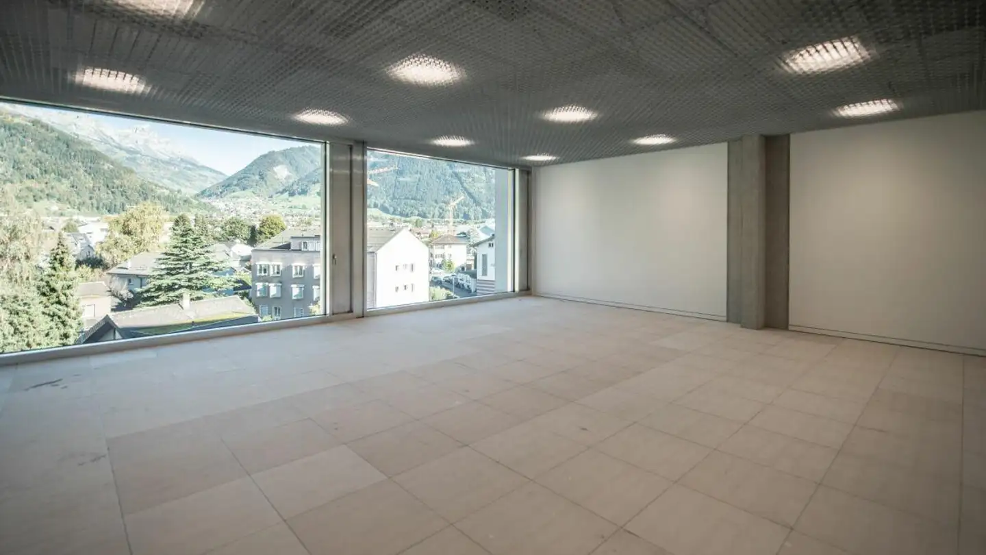 Office space for rent - Bahnhofplatz 1, 6460 Altdorf UR - Photo 2
