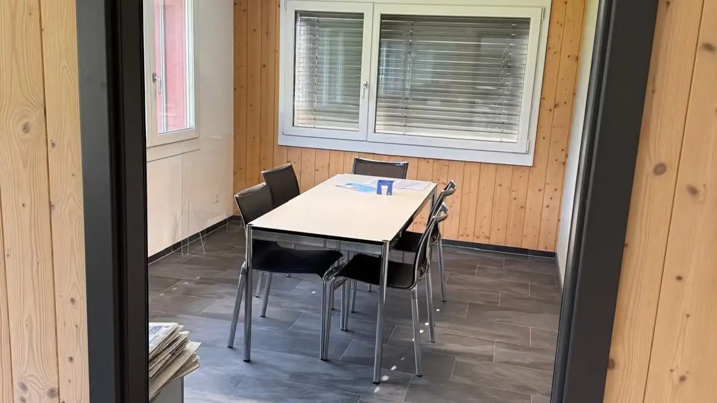Bürofläche mieten - Christoph Kunz-Olympiastrasse 10d, 3714 Frutigen - Foto 4