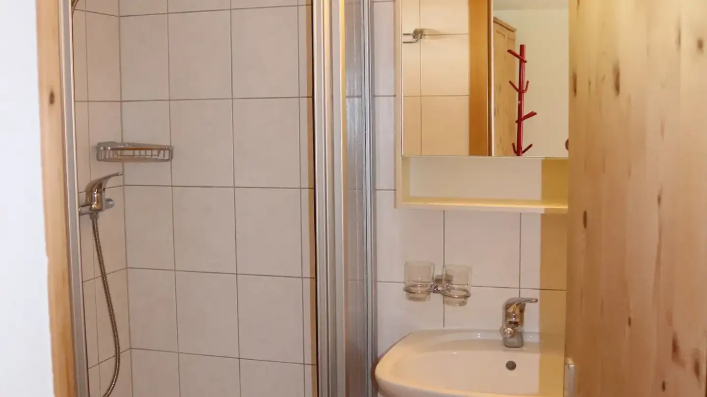 Furnished apartment for rent - Dorfstrasse 11, 7436 Medels im Rheinwald - Photo 3