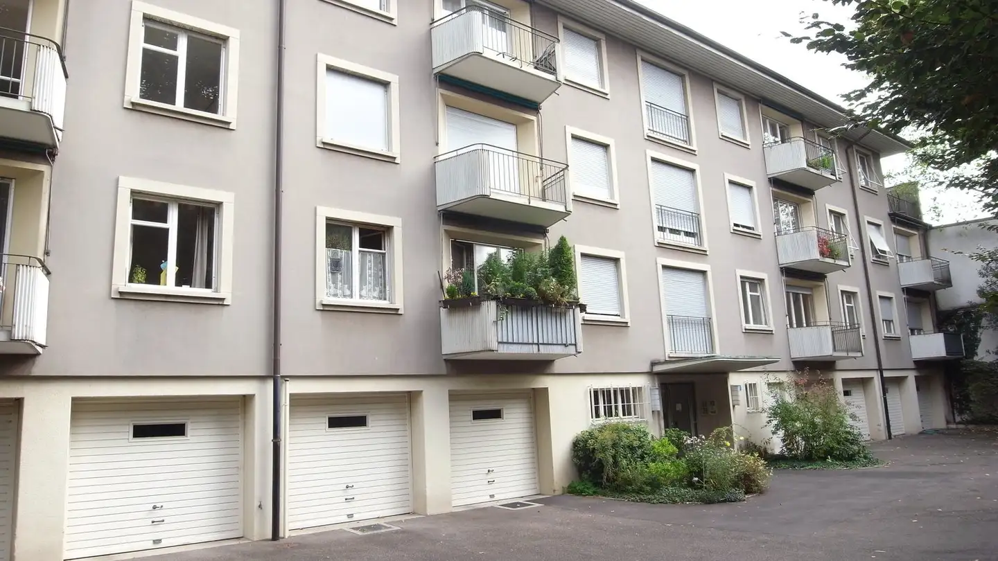 Garage individuel à louer - Burgunderstrasse 31, 4051 Basel