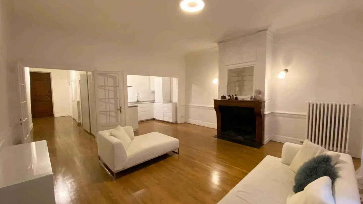 Appartamento ammobiliato in affitto - Place Du Bourg-De-Four 36, 1204 Genève - Photo 4