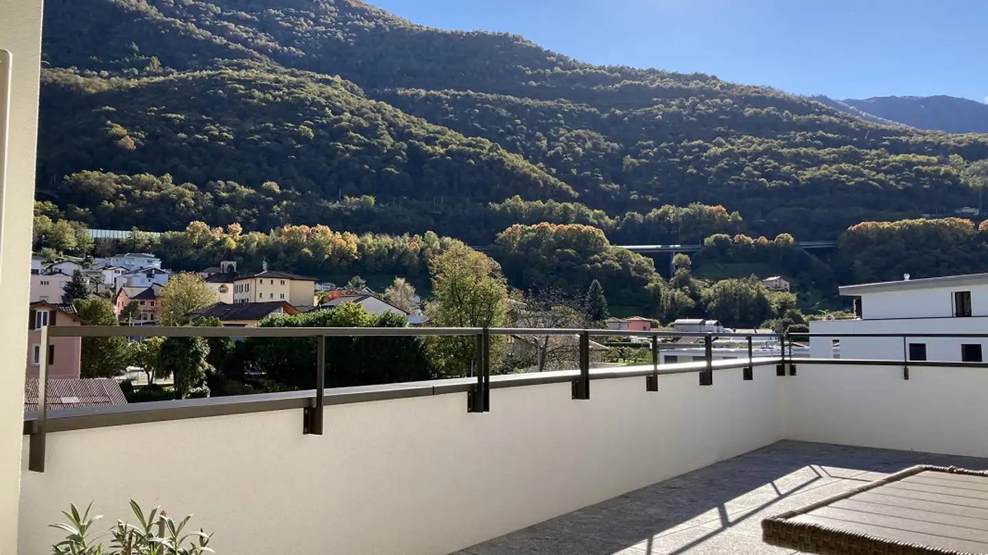 Appartamento in affitto - Via Del Tiglio 18, 6592 S. Antonino
