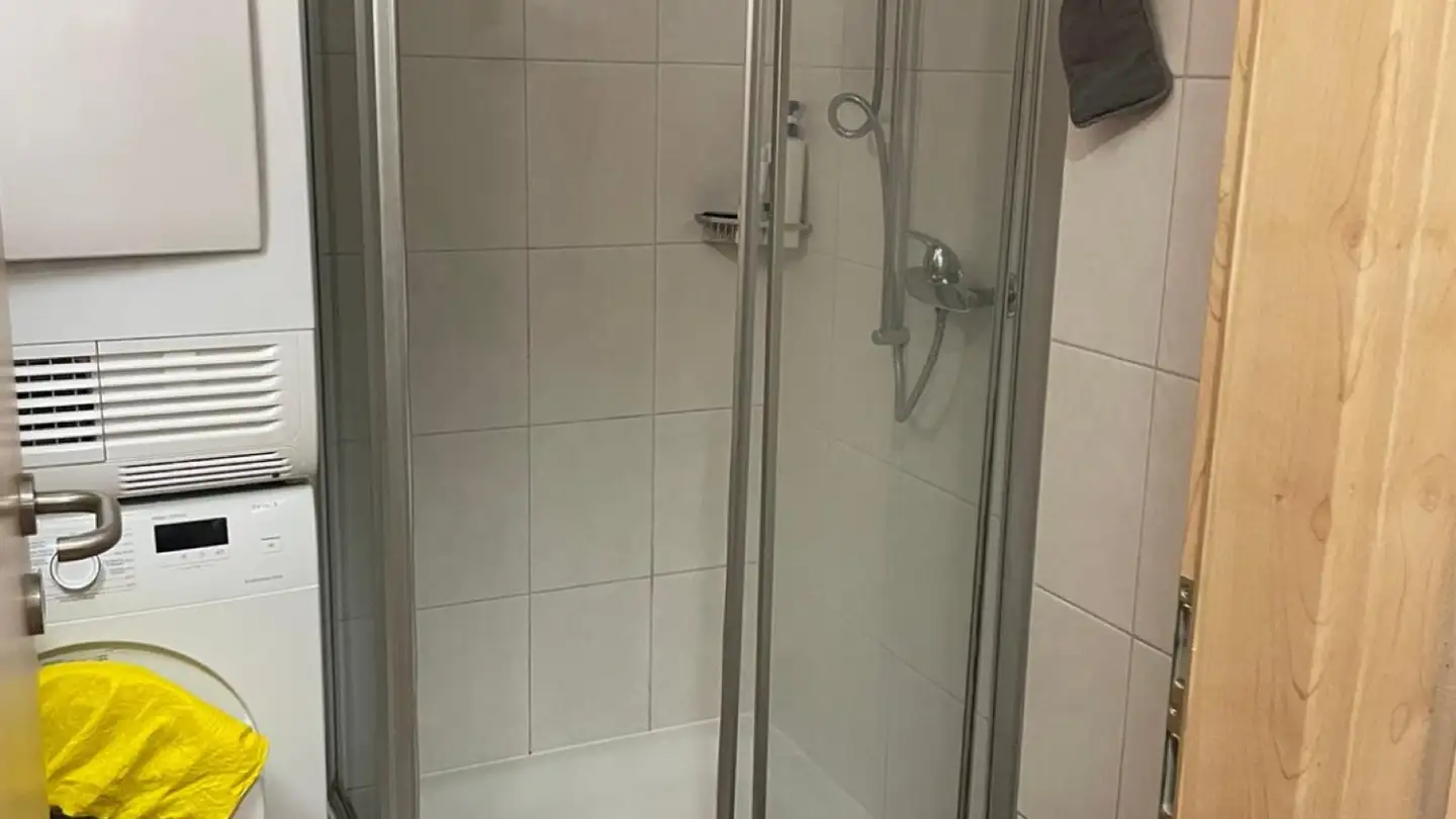 Apartment for rent - Route De Mazembroz 77c, 1926 Fully - Photo 4