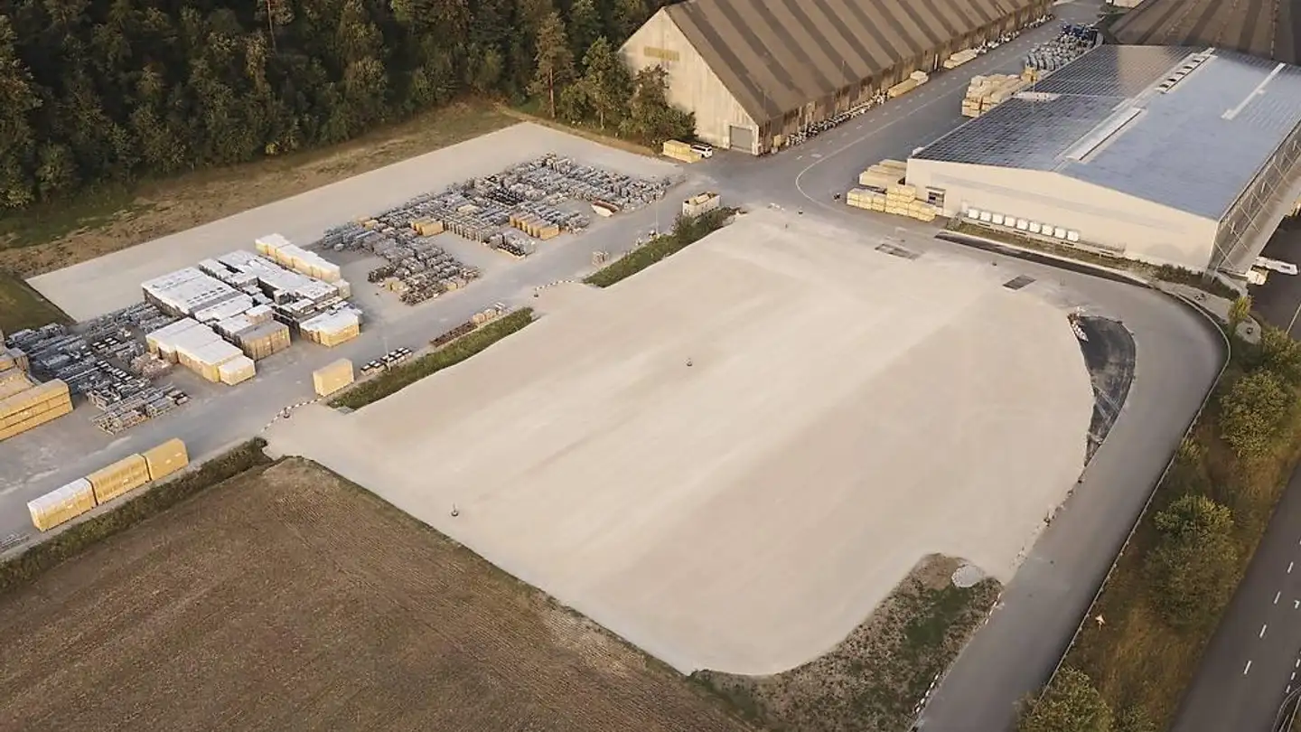 Espace de stockage à louer - Ostzelg, 5332 Rekingen AG
